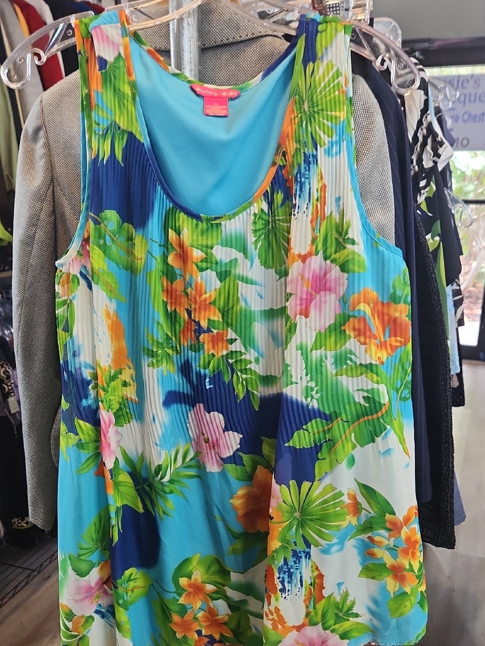 Tropical Floral Scoop Neck Tank Top - Blue
